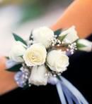 Seven White Spray Rose Wristlet